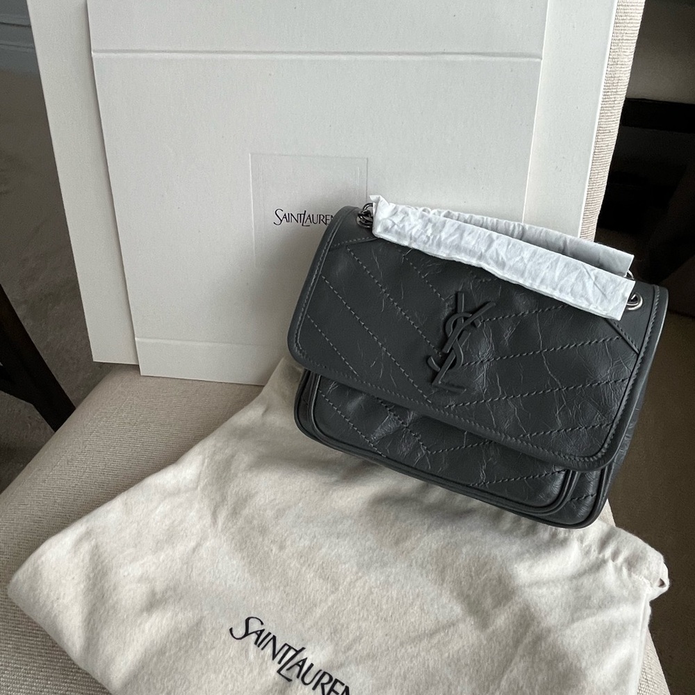 Yves Saint Laurent Niki Baby Shoulder Bag - Picture 6 of 15